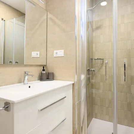 شقة Brand New 2br With Auto Check-in *
